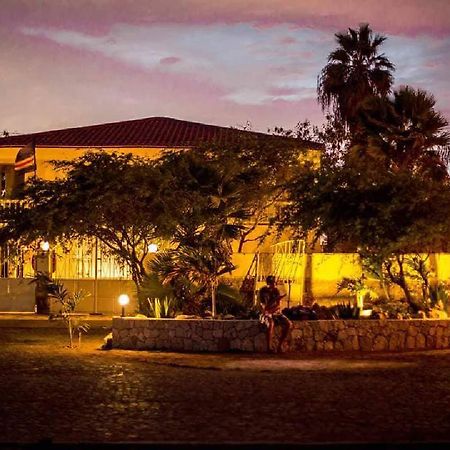 Surf House Hostel Santa Maria Exterior photo